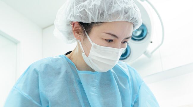 自然に仕上がる「脂肪注入」をご提供